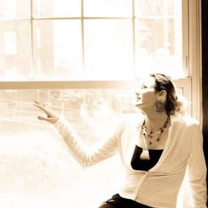 Meet your Posher, Dr. jenna